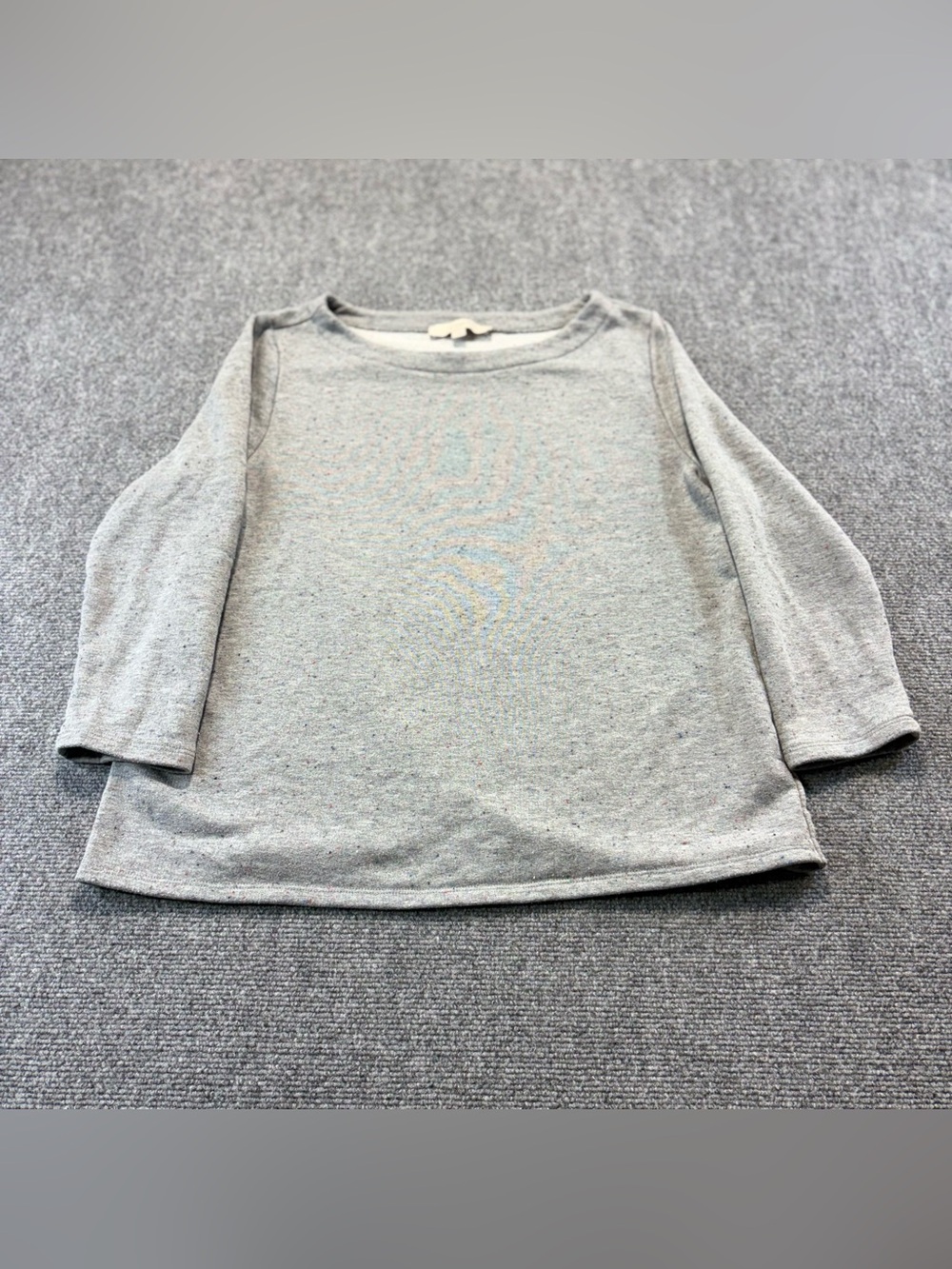 Loft Womens Size Large Polyester/ Cotton Blend Pullover Long sleeves
Gray Sweate